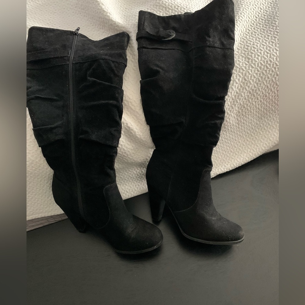 Shoedazzle Faux suede boots - Size 9W - Wide calf